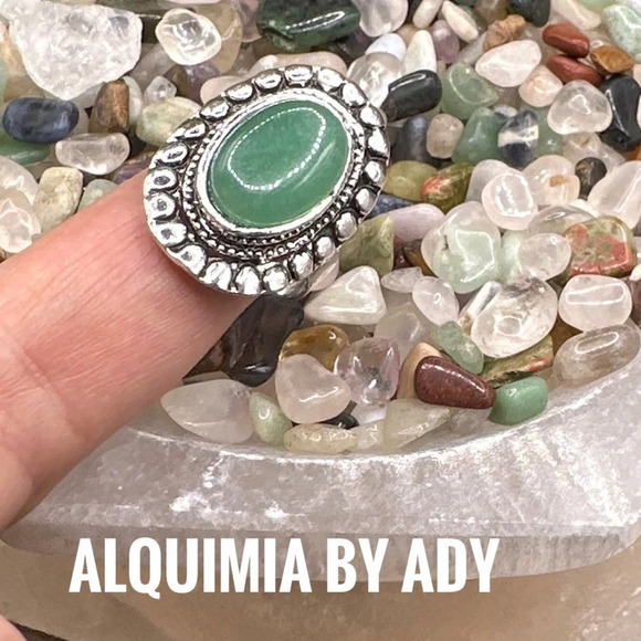 Adjustable Silver and Jade Victorian western vintage gem ring - Picture 2 of 7